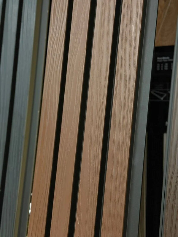 Teak – Composiet Gevelbekleding 290x22 cm
